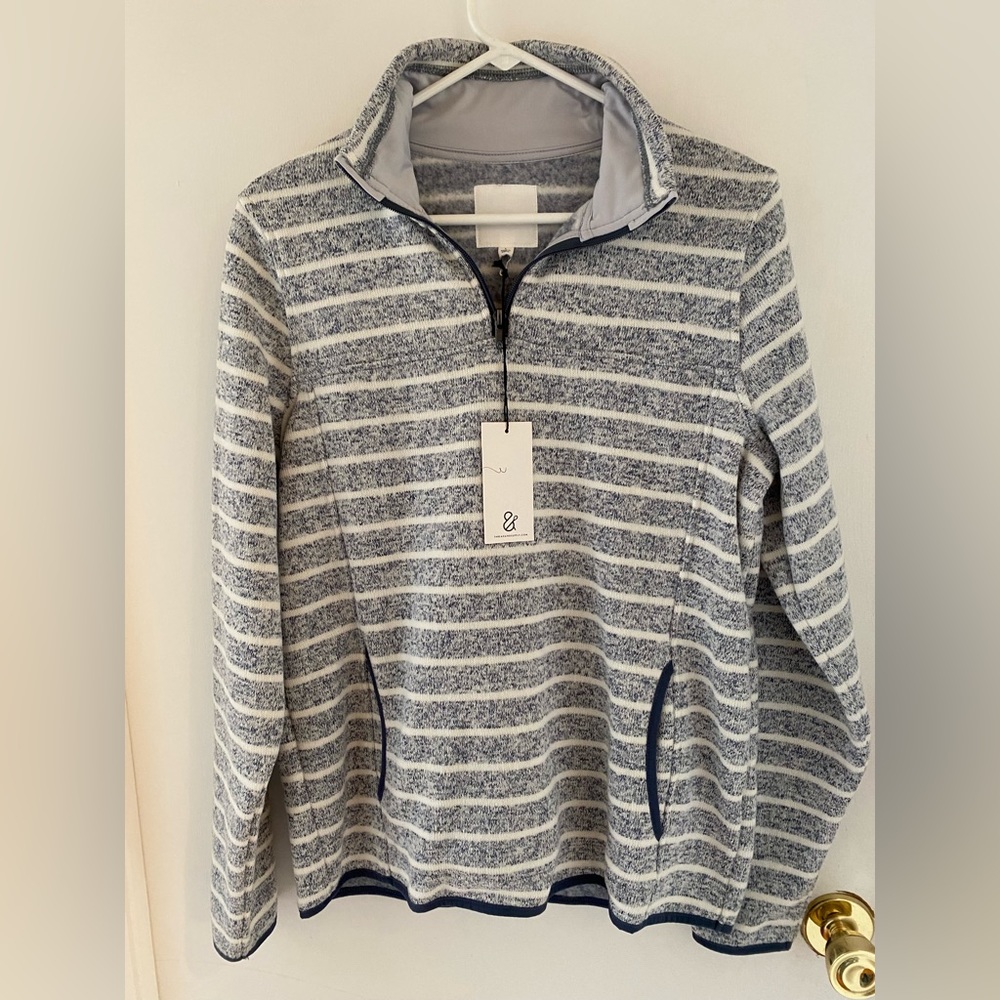 New, never worn Thread & Supply pull over